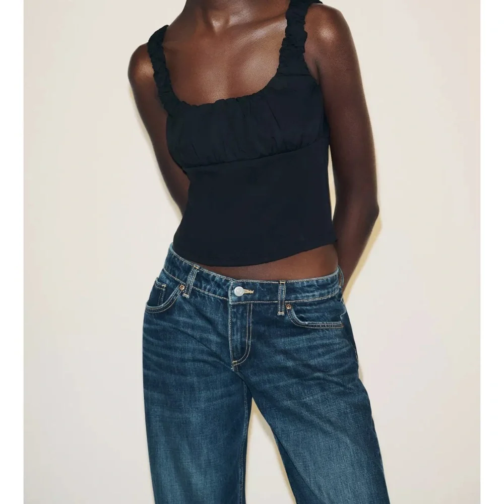 Zara Black Ruched Crop Top - Picture 1 of 3